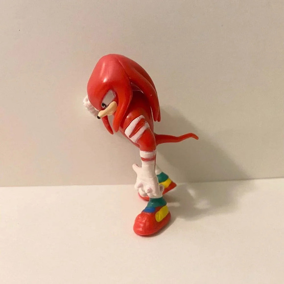 Sonic the Hedgehog Knuckles  PVC Mini Figure 2 Inch Tall Toy - Picture 2 of 8
